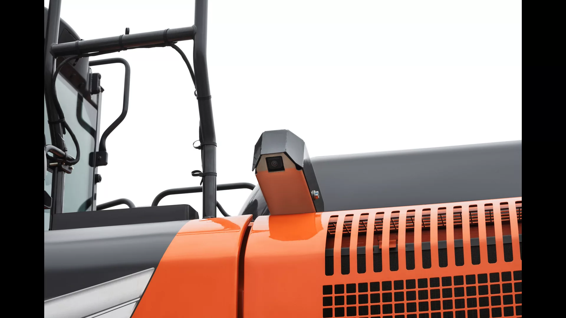 Hitachi-Individual-26-2